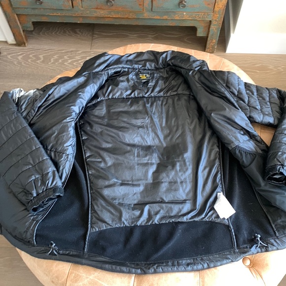 Men's Mountain Hardwear Jacket Size M - Picture 2 of 16